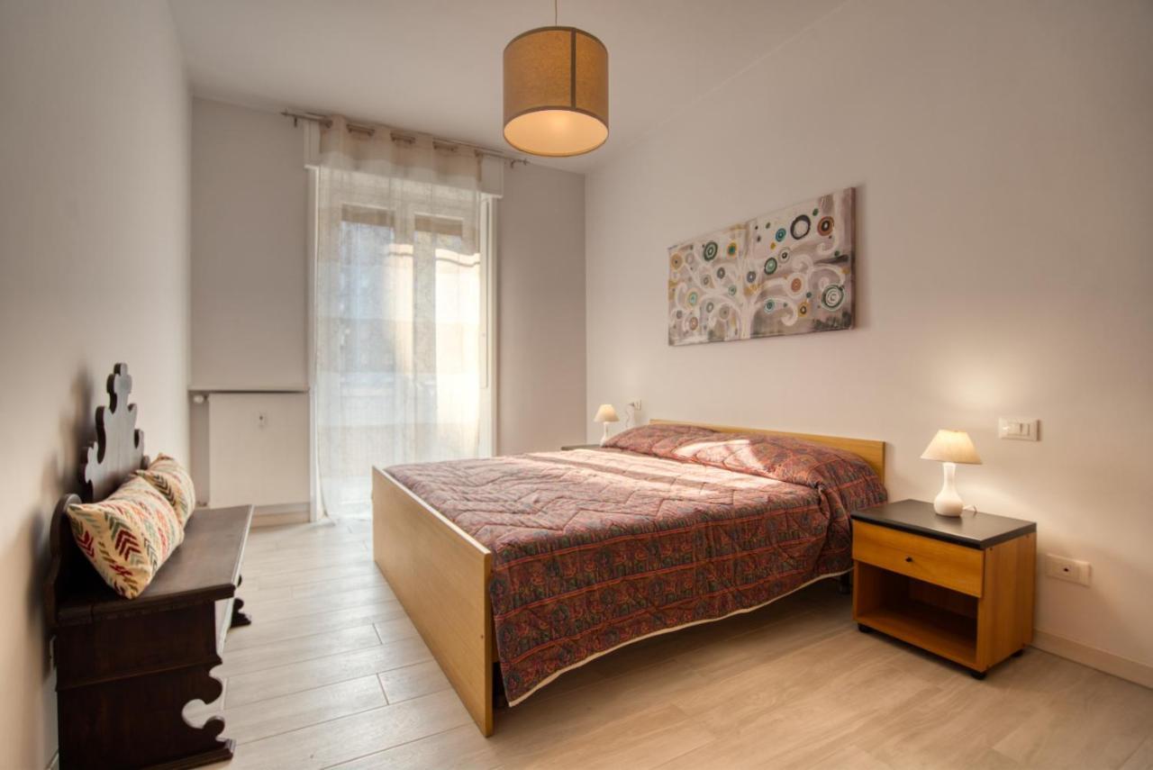 Caseospitali - Casa Janas, Elegante Trilocale Per 5 In Zona Centrale มิลาน ภายนอก รูปภาพ