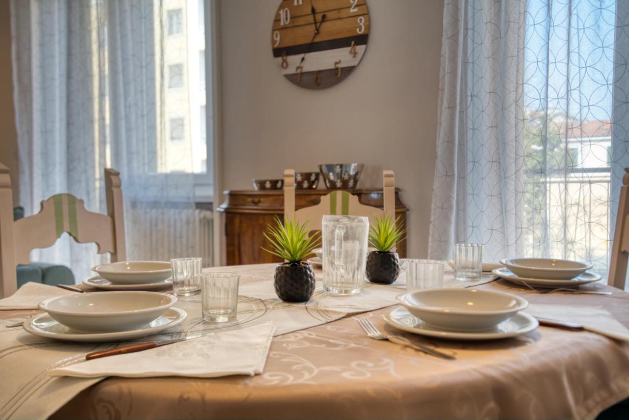 Caseospitali - Casa Janas, Elegante Trilocale Per 5 In Zona Centrale มิลาน ภายนอก รูปภาพ