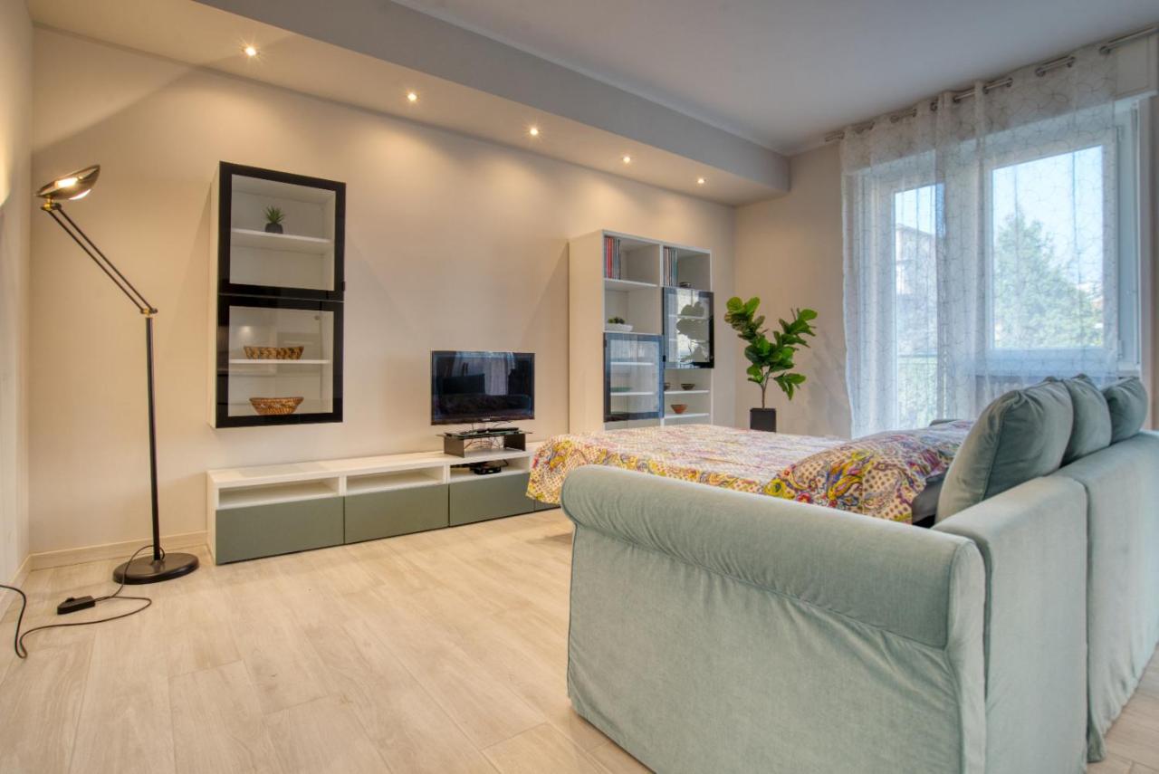 Caseospitali - Casa Janas, Elegante Trilocale Per 5 In Zona Centrale มิลาน ภายนอก รูปภาพ